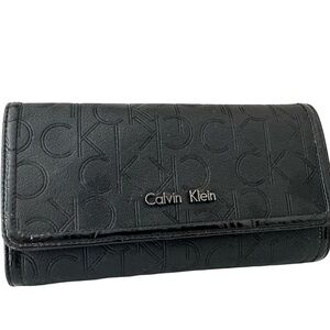 Calvin Klein Olivia Black Trifold Size Wallet